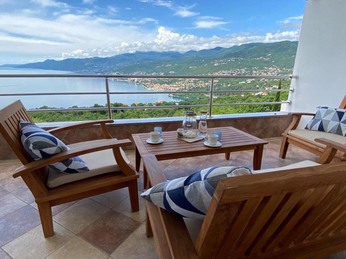 Dives Vista Apartment III Кастав Экстерьер фото